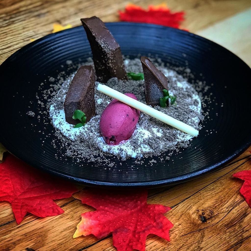 PerryPollaci's tweet photo. Deliciously #vegan #chocolate #semifreddo 🍫 made with dark chocolate (sub avocado), #coconut rice espuma, buckwhea… https://t.co/GmgBnaV6VX https://t.co/avpzS3tsGu