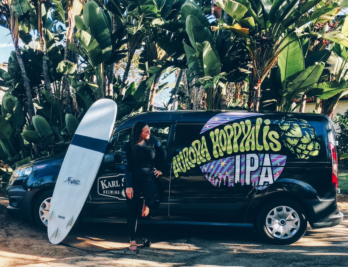 KarlStraussBeer's tweet photo. Sweater weather? Not quite. Wet suit weather? Always. 🤙 https://t.co/t8W8u9qRyb