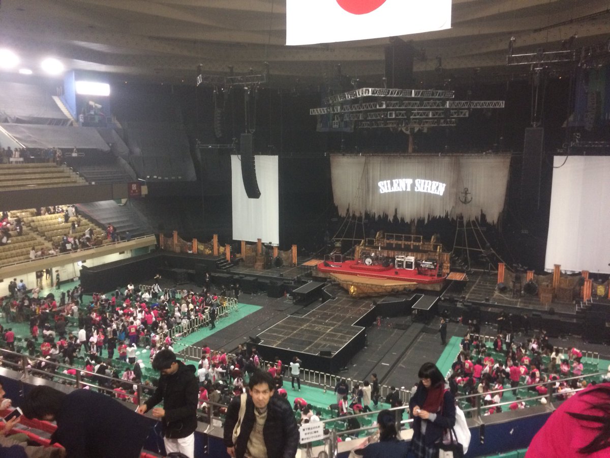 SaiFamIndo's tweet photo. Yang tersisa dari hari pertama Final Tour Shinsekai di Nippon Budoukan https://t.co/ntoD9ktVir