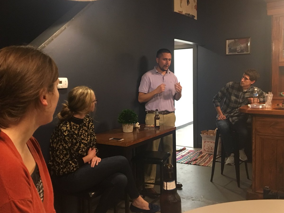 #EmergingLeaders conversations tonight 
Thank you <a href="/TheHuBdowntown/">HuB</a> for letting us use your space