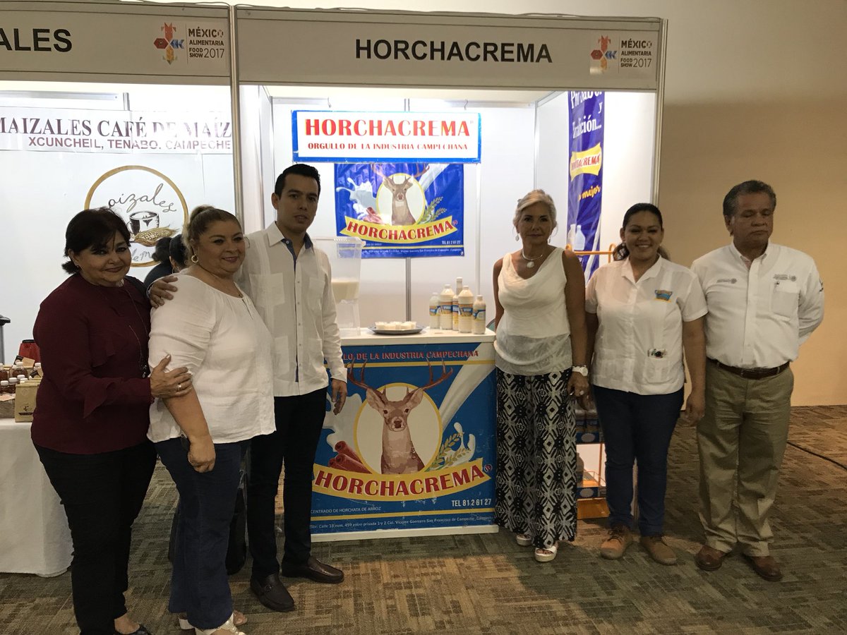 SAGARPACAM's tweet photo. Además de exponer sus productos y tener la oportunidad de crear vínculos comerciales, los productores campechanos pudieron participar en talleres y pláticas para buscar puntos de mejora en sus procesos de producción y comercialización. https://t.co/KmSbyfijdo