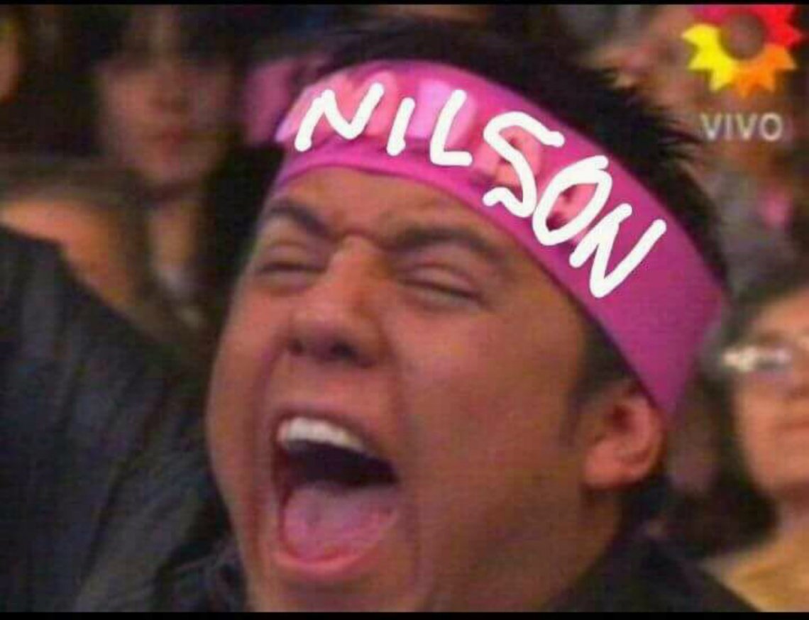 Pichon_de_algo's tweet photo. Ningún participante de #MasterChefUy podrá igualar al genio adorable @Nilson_Chef https://t.co/qnXKQyGipr