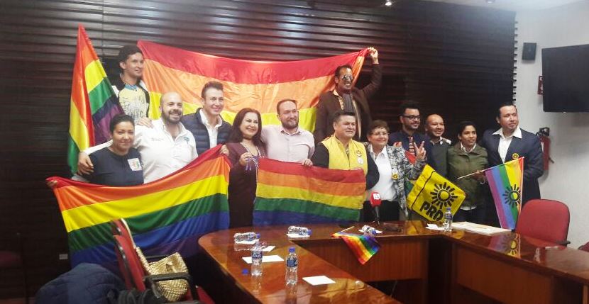 senadisexprd's tweet photo. PRD REPRUEBA BLOQUEO DEL PRI A #MATRIMONIO IGUALITARIO EN ZACATECAS
https://t.co/SK5MeFnUVW
@antoniomedina41 @NvaIzq @jesusortegam @Beatriz_Mojica @Ale_BarralesM @Jesus_ZambranoG @SCJN @Notimex @AngelAvilaPRD @MediosSenAPG @FrentePorMexico @CANDLGBTPRD @CNDH @ONU_derechos https://t.co/cDGqqoHvnO