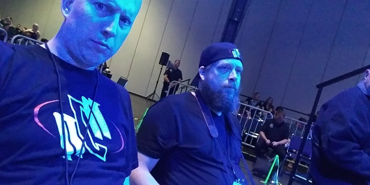TheMMAMatthew's tweet photo. The @CageZombies crew doing our thing the other night at #V3Fights64! #NoJudgesNeeded #SupportAllMMA @NoJudgesNeeded @V3Fights https://t.co/pYt7d1zgRt
