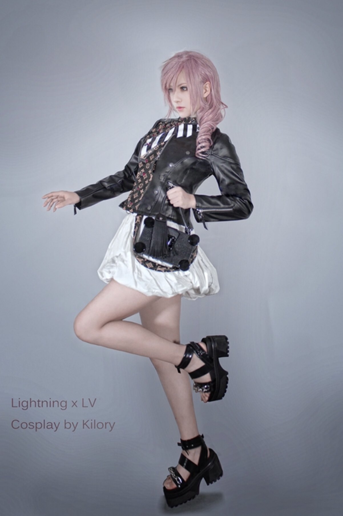 𝗦𝗤𝗨𝗔𝗥𝗘 𝗣𝗢𝗥𝗧𝗔𝗟 on X: Impressive LIGHTNING x LOUIS VUITTON  cosplay by Kilory #FFXIII #FF30th    / X