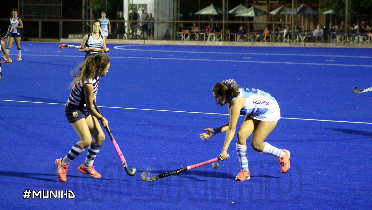 HockeyMUNIHD's tweet photo. #THMD2017 #02F11F #Ciudad7C 2 Vs #SanCarlos 1 en #CCBAHockey by #MUNIHD #Balling https://t.co/62CBW0UG8O