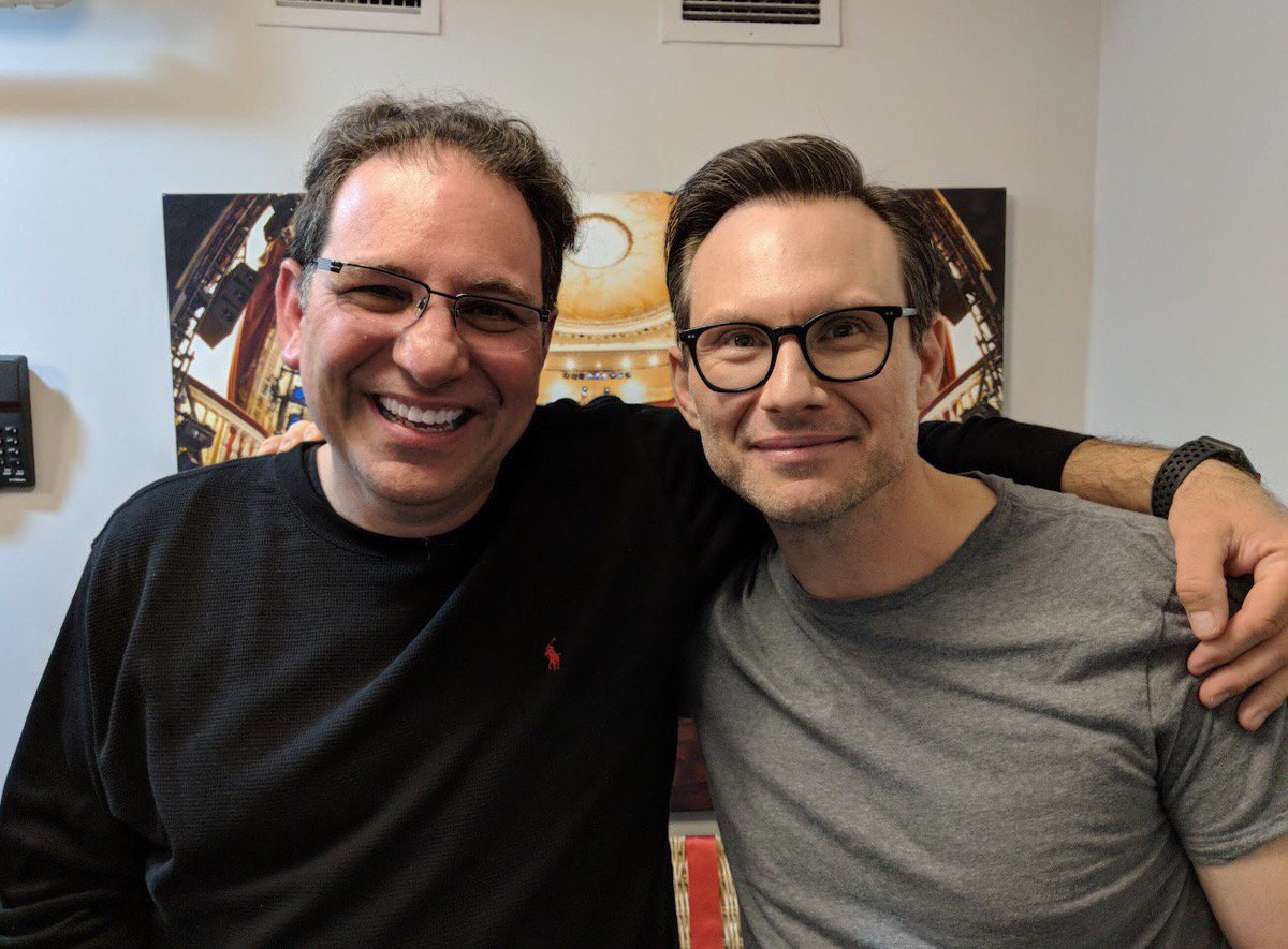 kevinmitnick's tweet photo. So just who is the real Mr. Robot anyway?
Fantastic show tonight 
Go see it if you're in town 
 - @GlengarryLDN
Great hanging out with you @ChristianSlater https://t.co/060gGbof1p