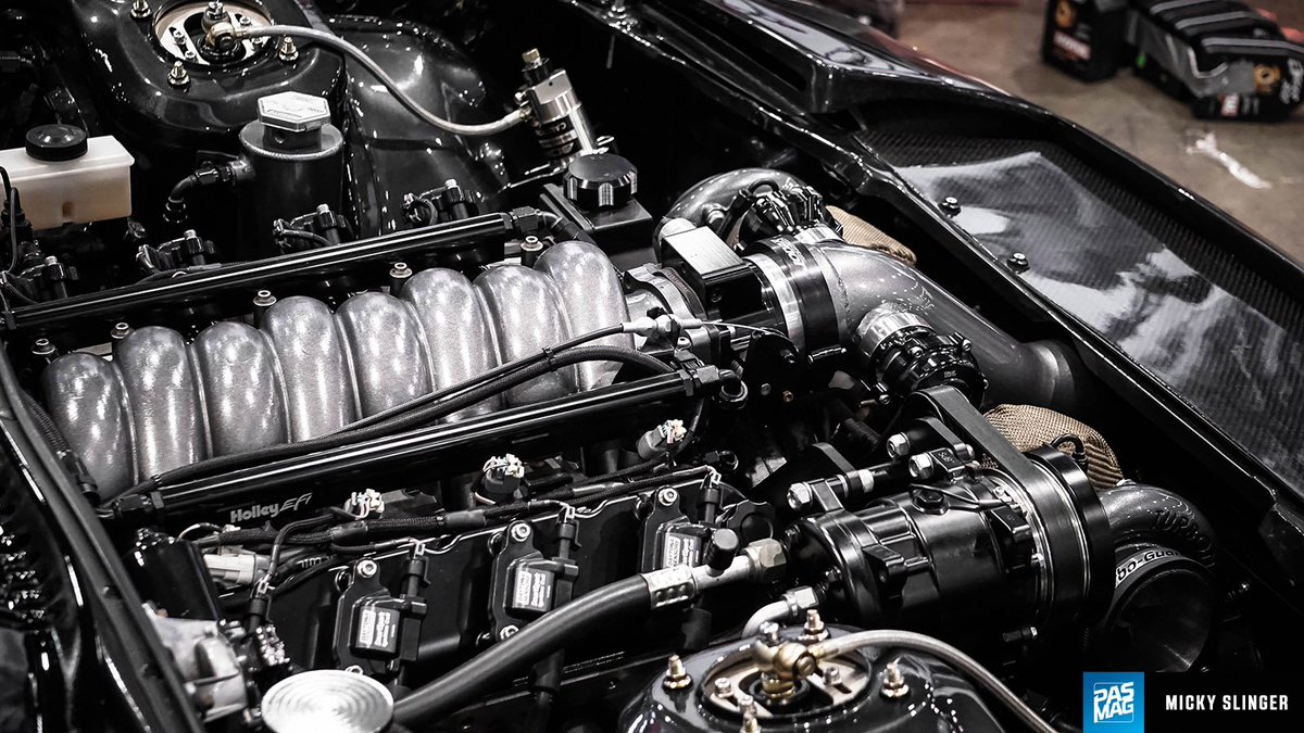 PASMAG's tweet photo. One serious twin-turbo LS - but, can anyone guess the car?
Photo: M I C K S L I N G S
.
.
.
#PASMAG #SEMA #SEMAShow #SEMA2017 #LS #ChevyLS #TwinTurboLS https://t.co/b1ZXr2tQnK