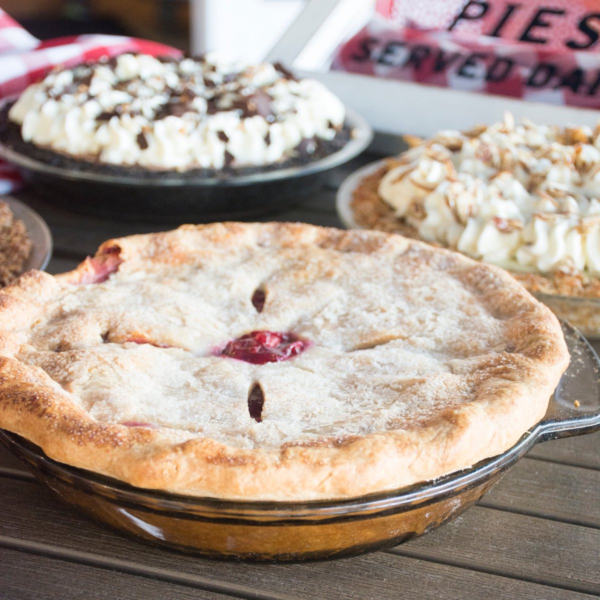 FatChicken_Rest's tweet photo. Pies for days ❤️ https://t.co/7VKkRdPsM7