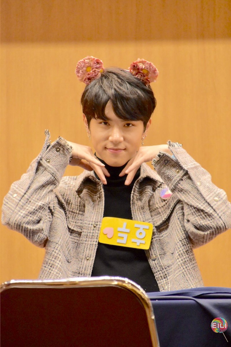 tini_787's tweet photo. 171110 JBJ 당산 팬싸
#JBJ #김동한 #팬사인회

💐🌷🏵🌸 https://t.co/6ITTu8XRzt