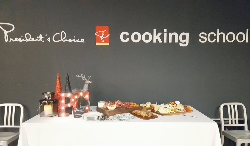 houseofkerrs's tweet photo. Holiday entertaining made simple + delicious with #PCInsidersCollection for the holidays! #PCCookingSchool @PresChoice https://t.co/K5xGuMpspI