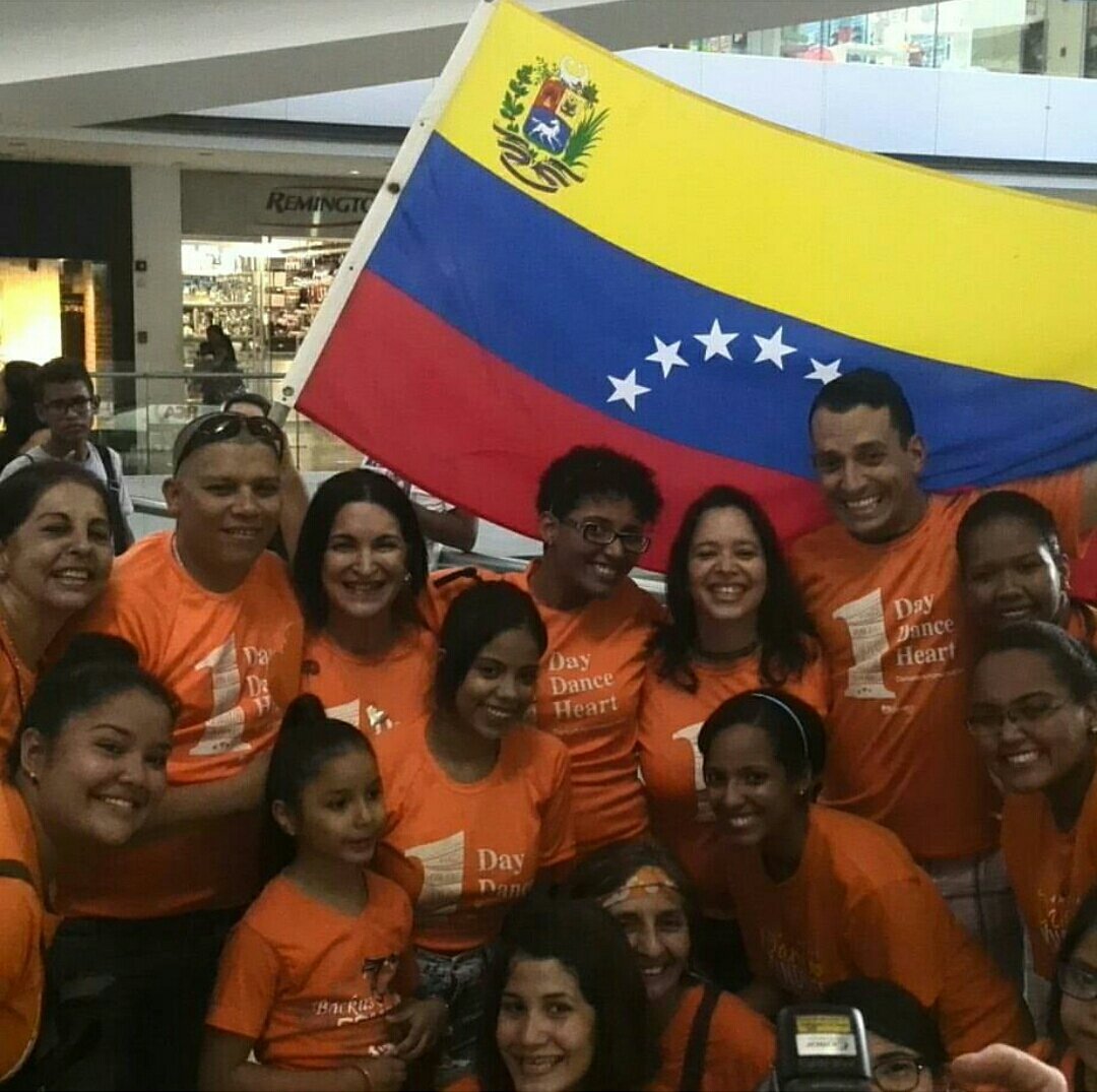 ZaConCa's tweet photo. DΓa Mundial de la Amabilidad... #DFK2017 https://t.co/tmxzYh2zMl