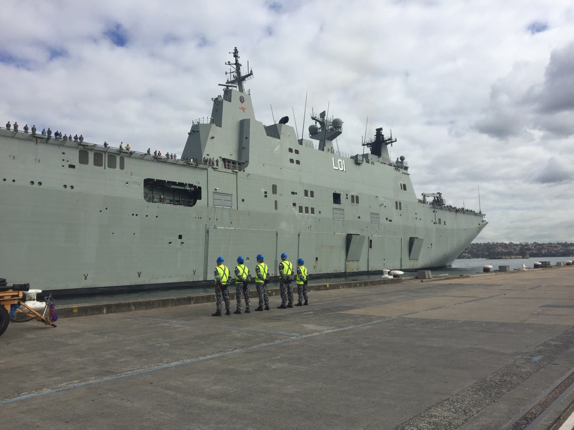 COMAUSFLT's tweet photo. Welcome home to part of the @Australian_Navy #IPE17 Task Group - HMA Ships ADELAIDE and DARWIN return to Fleet Base East Sydney. #IPE 17 continues with remaining ships of TG https://t.co/5JNesk6wn2