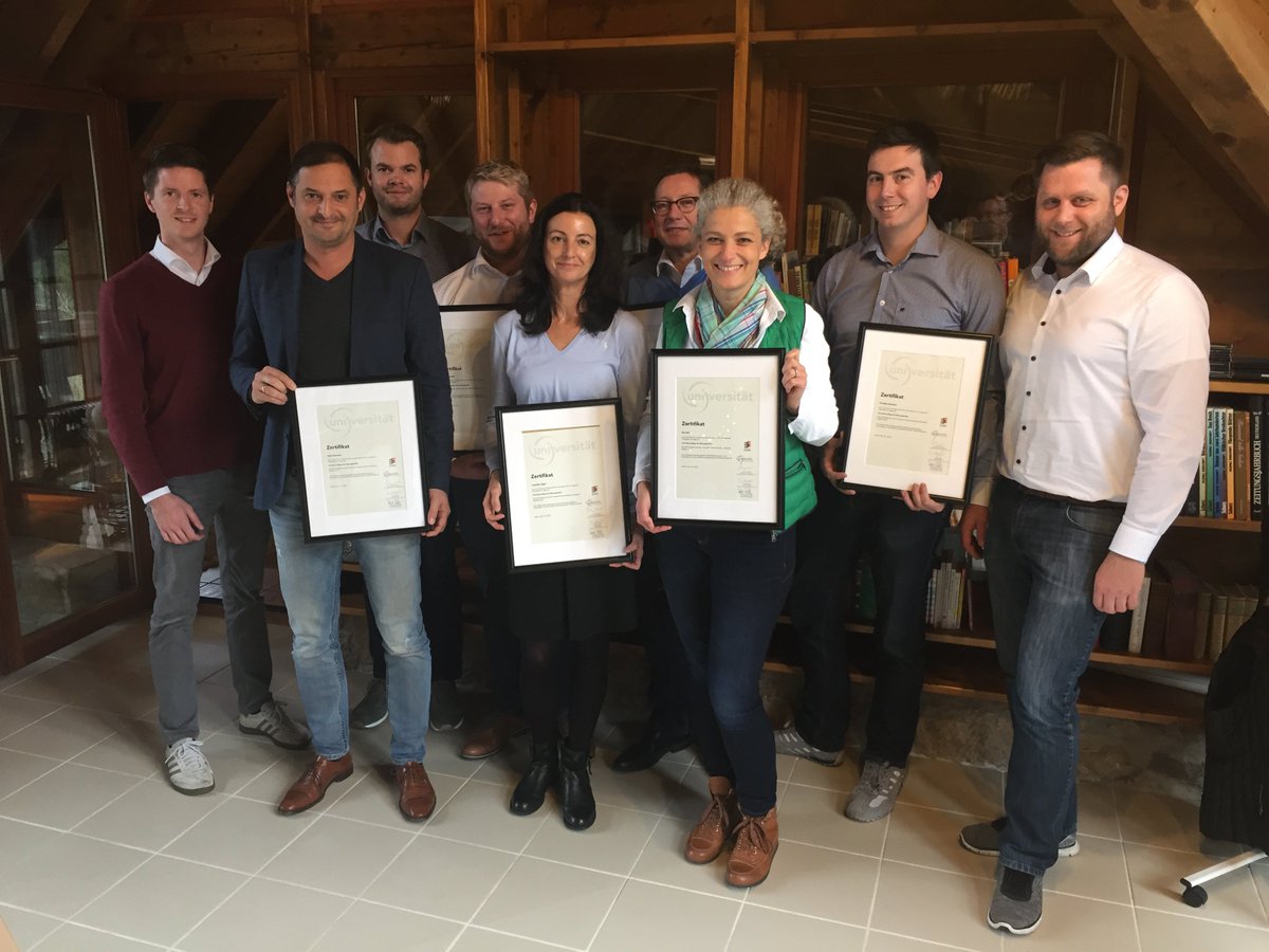 Herzlichen Glückwunsch an die ersten Absolventen des E/D/E Vertriebs-Colleges für Führungskräfte. #UniWH #WittenWirkt