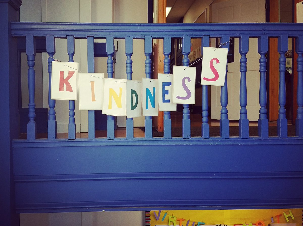 tricitytheatre's tweet photo. Several schools in the area are watching @WonderTheMovie at #TriCity4 - Many have read the book, had anti-bullying discussions & are spreading Kindness! Share pics of your Kindness precept/project in the comments!
#chooseKind #TCT4 #TriCity4
Kindness reminder from @SPPS_Wellston https://t.co/SqQr2qoN4D