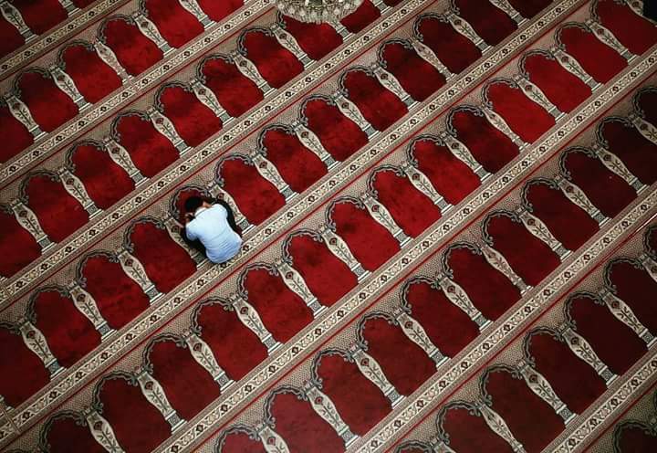 Rabbimiz! Hesap kurulacağı gün beni
Anamı babamı ve müminleri bağışla!

(İbrahim 14/41) 

ESSALATU HAYRUN MİNENNEVM
NAMAZ UYKUDAN HAYIRLIDIR