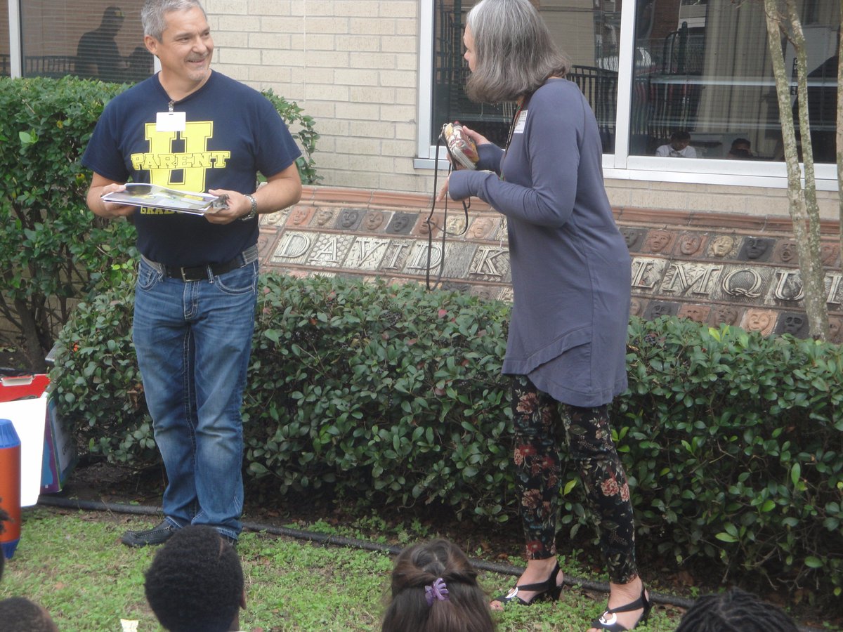 ReynaHMQ's tweet photo. Thanks Mrs. Holmquist for attending the Burial Event of our Holmquist Time Capsule! #HMQ2018 https://t.co/62koq1d6y5