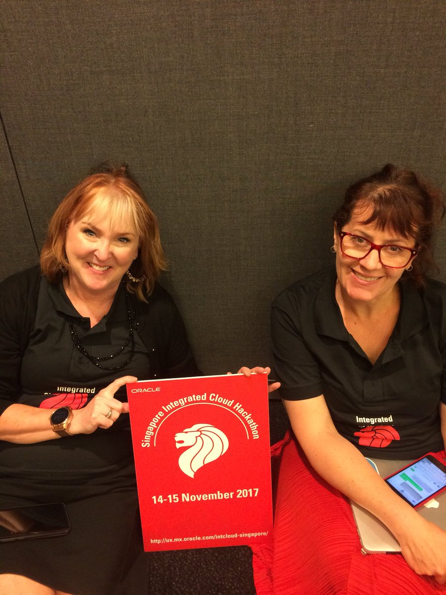 MindiCummins's tweet photo. .@erikanollwebb &amp; .@KatyMassucco - design experts for #HackSingapore @InnovateOracle @oauxcloud https://t.co/fDfMHn4hwC