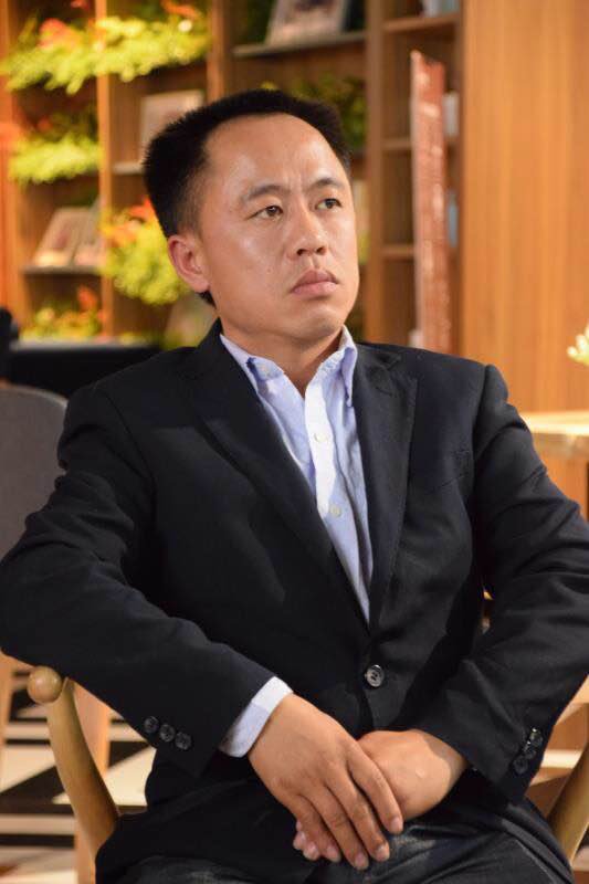 oubiaofeng's tweet image. 網名臨時外務長官的湖南株洲公民陳小平@LinShiWaiWu 半小時前發出消息，稱其在天元區泰山路派出所，本人隨即撥通長官電話15116085015但無人接聽，再撥打時提示電話已關機。長官曾於今年六月參與株洲公民人體行為藝術紀念六四被處行政拘留七天，九月赴岳陽圍觀李明哲案開庭，前幾天參與祭奠佟適冬冥壽。