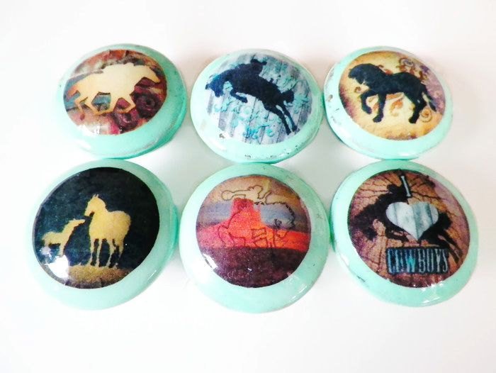 ruralgals's tweet image. Set of 6 Horse Theme Dresser Knobs..Rustic Distressed Turquoi… etsy.me/2rMGqOo #decorativeknobs #WoodenKnobs