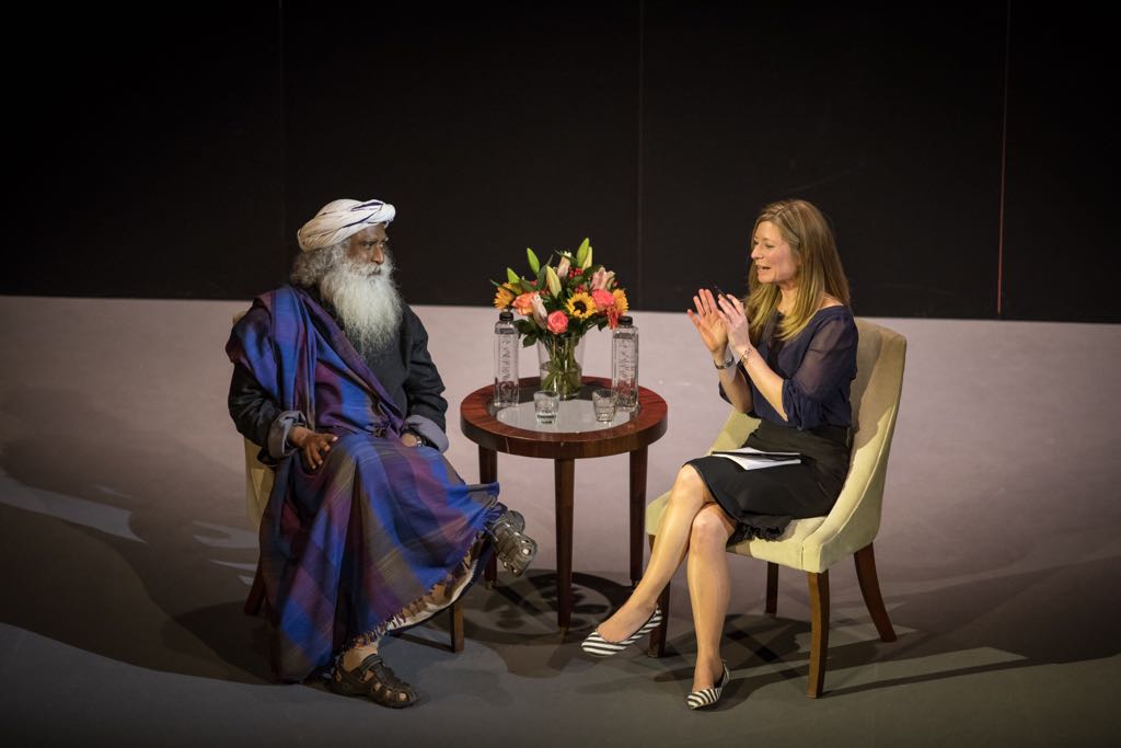 SadhguruJV's tweet photo. We have reached a time in history where science &amp; mysticism are beginning to converge. Mysticism explores the same dimensions from inward doorway. –Sg  @JoMarchant  @sciencemuseum #SadhguruInLondon https://t.co/dc1tI5QYtE