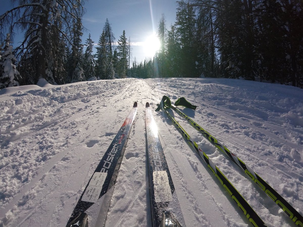 Dreaming of days in a winter wonderland on my favorite <a href="/atomic/">I AM...</a> &amp; @ONEWAYSportUSA winter toys. #thinksnow