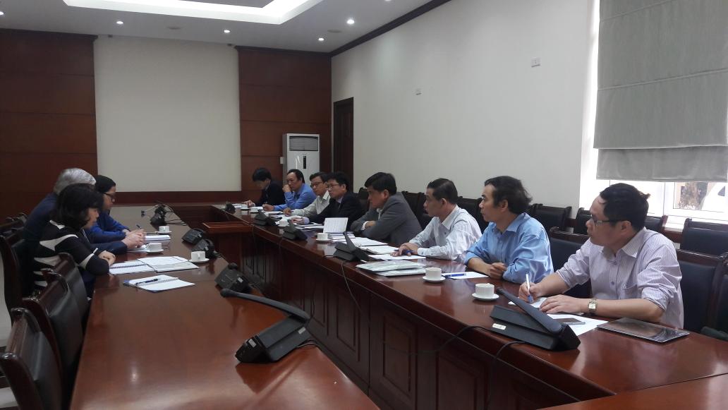 UNIDOVIETNAM's tweet photo. @UNIDO discussing with MARD leader to expand support on #agro-based #value_chains in #Vietnam https://t.co/2eJQXXmywf