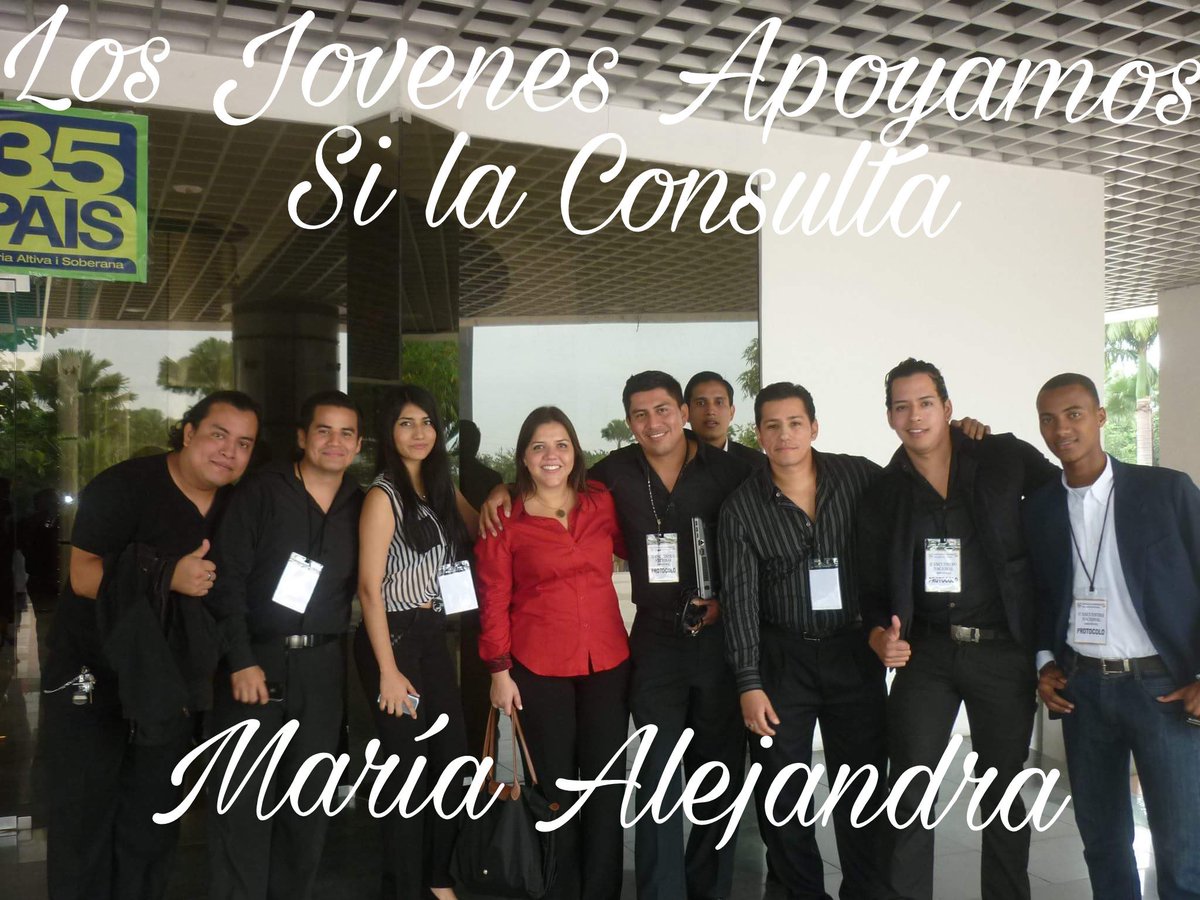 JuventudPais35's tweet photo. LOS JÓVENES APOYAMOS LA HONESTIDAD Y TRABAJO CUMPLIDO DE NUESTRA VICEPRESIDENTA (E) @marialevicuna @Lenin https://t.co/pVrpDTqtcJ