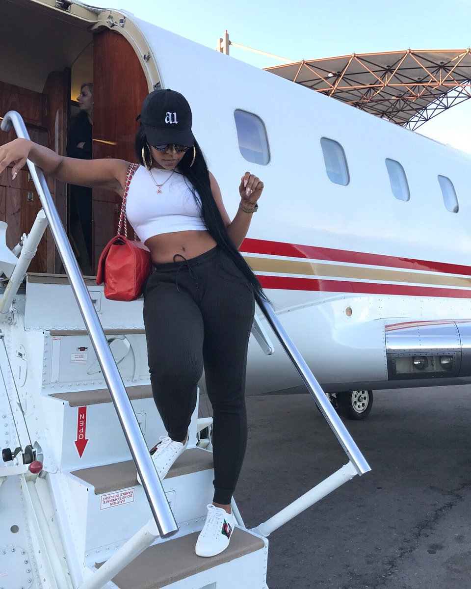 Ohh_Jas's tweet photo. Ashanti appreciation post 😍✨ https://t.co/T1Z4MFSGgO