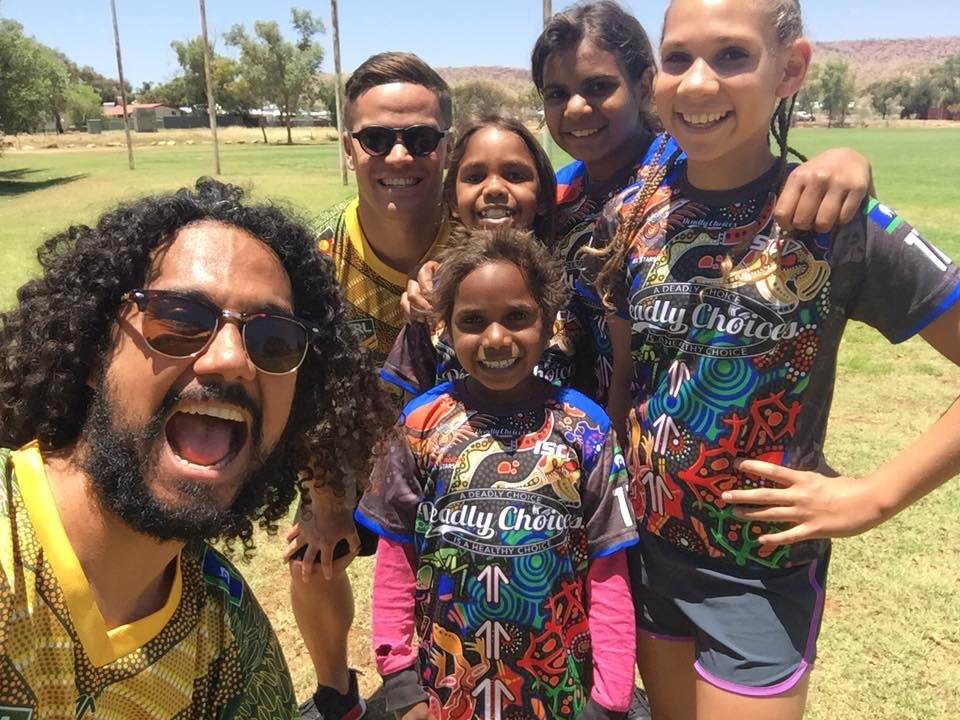 Aboriginal Health In Aboriginal Hands The Deadlychoices Mob Hanging Out With Local Kids From Sadadeen Primary School Alicesprings Nt Who Have Been Going Through The Kites Program With Caacongress