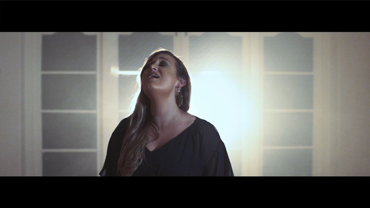 lizandra_winter's tweet photo. Die countdown begin vir #DieBegin se #MusiekVideo 
2h53min...
WATCH THIS SPACE!!
°
°
°
@StarburstPromo @huisgenoot @Inhoud_Huis @Donnalee_R @Marouise_Ms https://t.co/IYopXGwn4D