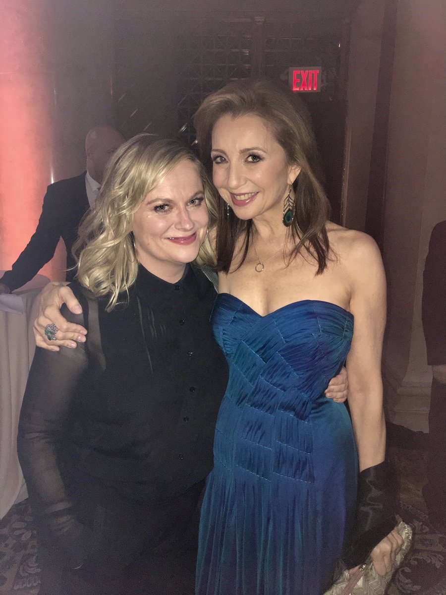 Inspiring nite @WWOrphans 13th annual gala celebrating 20 yrs of transforming kids lives!🙌🏼🌍Honored 2b in the company of #WWO founder #DrJaneAronson luminous host @ConnieBritton &amp; super smart girl #AmyPoehler.🙏🏼💫Many thanks <a href="/CarmenMarcValvo/">Carmen Marc Valvo</a> 4 BOTH of my GORGEOUS dresses💖😘