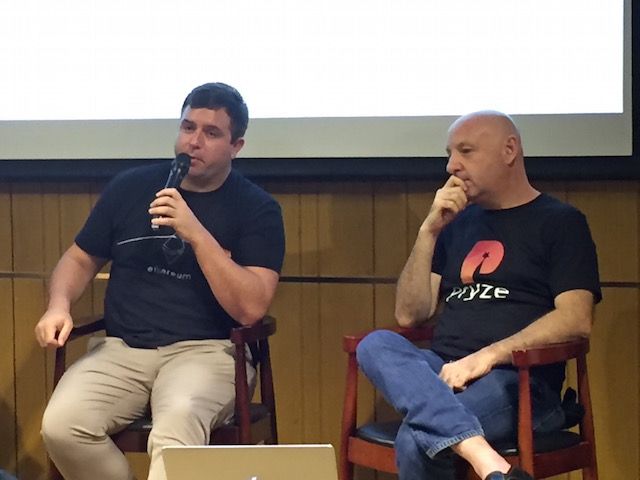 DigFinGroup's tweet photo. Day 1 #NewsAlert: Cryptocurrencies Are "Trading Places". 
DigFin Dispatch from Singapore Fintech Festival 👉 https://t.co/JJEWb1IgMR 

#DigFin #DigFinInSingapore #SgFintechFest #bitcoin #wallstreet #ICO #ethereum #blockchain #cryptocurrency #token #BTC #ether #USA #VC https://t.co/6OdoRqdoDr