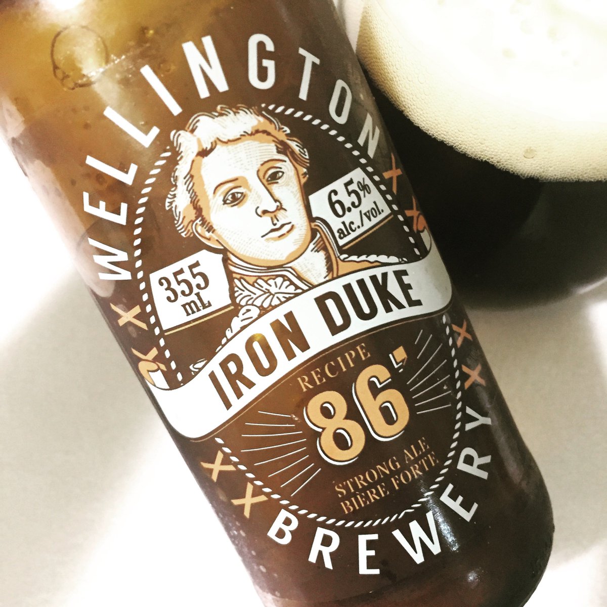 cdnbeernews's tweet photo. New #CanadianBeerNotes review - The triumphant return of @WellingtonBrew Iron Duke Strong Ale: https://t.co/wtIaLepz3y #ONCraftBeer #wellyrebooted #tryawellyon https://t.co/vsuFhhNNjz