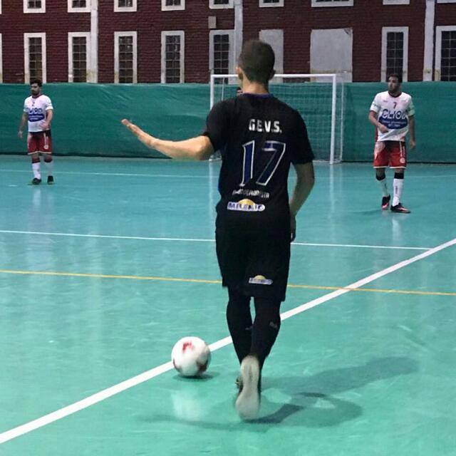 Domingo 19/11 <a href="/CervantesFutsal/">Def.Cervantes AFA</a> vs @GEVSFUTSAL 🐺
4ta: 14:30hs
5ta:  15:30hs
6ta:  16:30hs
7ma: 17:30hs
8va:  18:30hs
En club ARSENAL
Dirección: Grondona 3660, Sarandi 
#3ra 20hs 
#1ra 21hs en club Lamadrid <a href="/adostoquesfut/">A Dos Toques Futsal</a> <a href="/pasionfutsal/">Pasión Futsal</a> 
#vamosLOBO 🐺