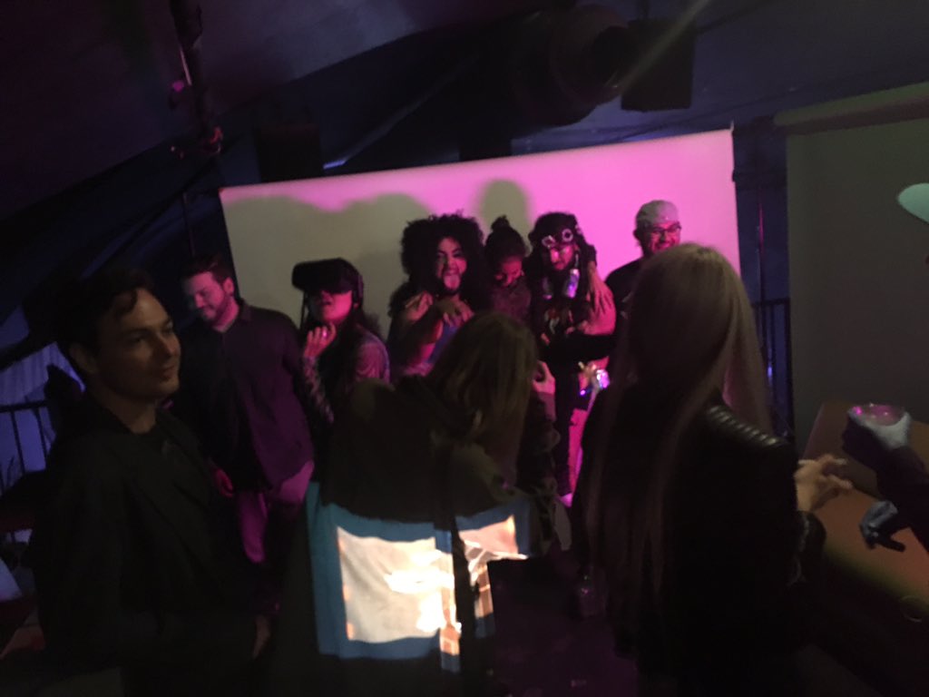 _tlr_'s tweet photo. #vr pizza party at @regenttheaterLa with @DelaDeso & #beyondMatter rn! https://t.co/3wHNRQ28GW