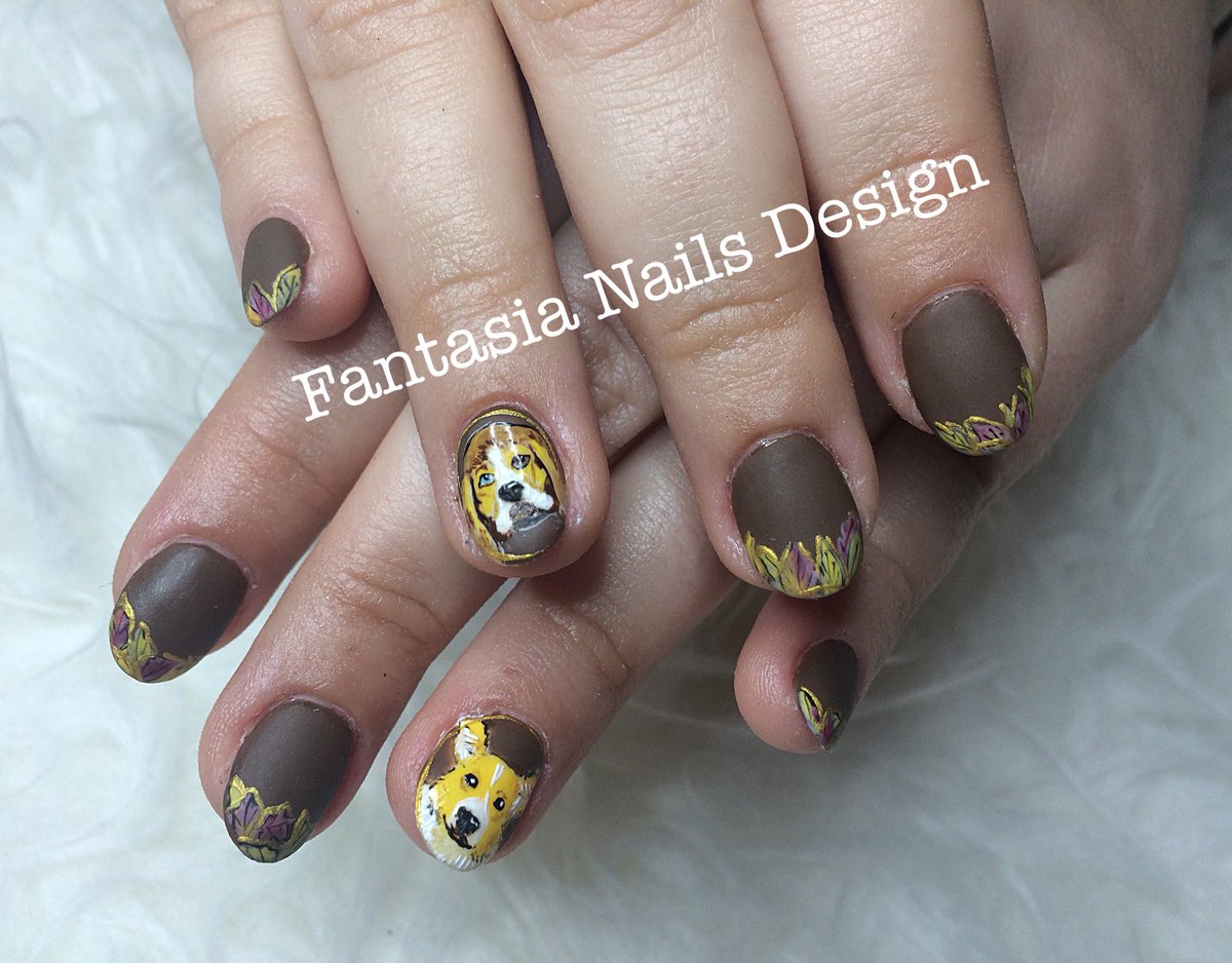 FantasiaNsD's tweet photo. Dogs are our kids #dogdesign #corgi #beagle #nailart #nailtech #torontonails #nailswag #gelnails #shellack #polypolish https://t.co/7jnI5aRqEV