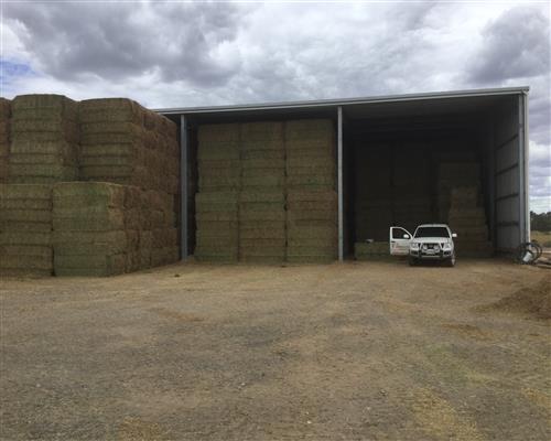 FeedCentralPL's tweet photo. Some great lines of new season hay available as well as old season product priced to clear!
Have a look at 'What's For Sale @ Feed Central' here: https://t.co/4PN44IFqTH #harvest17 #hayforsale #fodder17 https://t.co/Sg7wD4xyEF