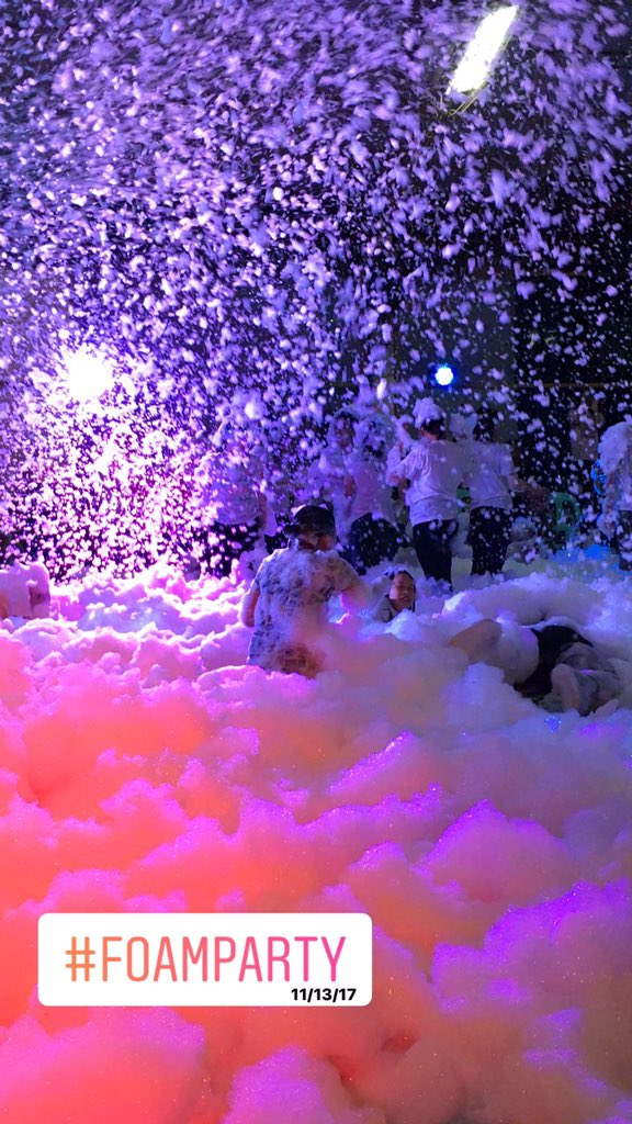 NorainahHD's tweet photo. FOAM PARTY βοΈ It was lit! π₯
#111317 #CSUDays #Pasingot2017 #Day1 https://t.co/o1UxXWo3DK