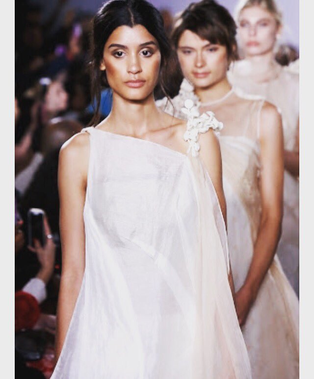 vaishalivs's tweet photo. Runway moments!!Throwback!! #newyork #nyc #fashion #Style #ss18 #show #buyer #business #work #usa #handwoven #handcrafted #indiantextiles #vaishalis #designer #nyfwcollection #runway #runwaymodel https://t.co/Bylogf9jUS