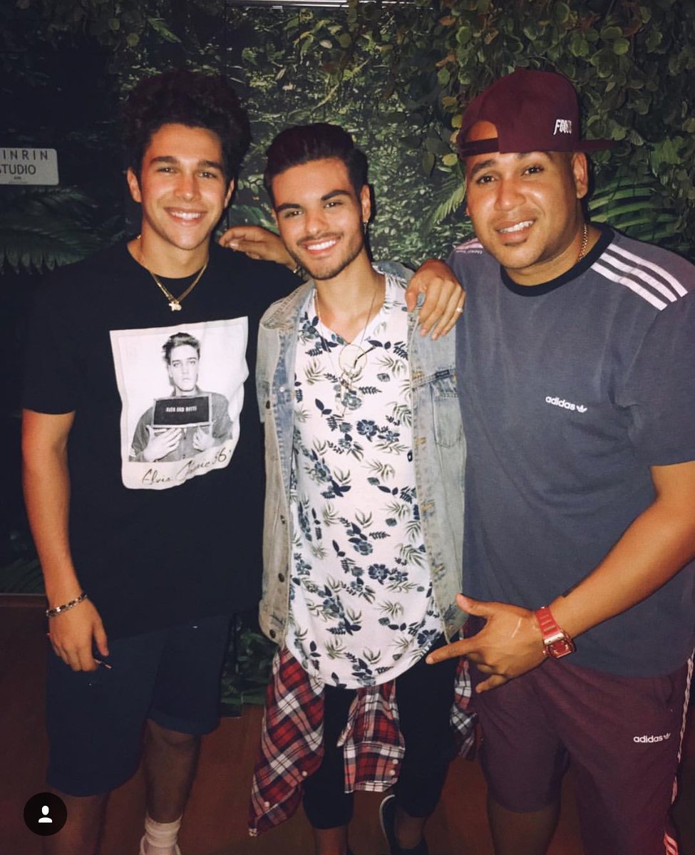 musicaramaes's tweet photo. 💣 ¡Booooom! @AbrahamMateo colabora con @50cent y @AustinMahone en su nuevo single #HáblameBajito ¡Próximamente más detalles! 👏🏻 #ComingSoon https://t.co/qCVeppn8vt