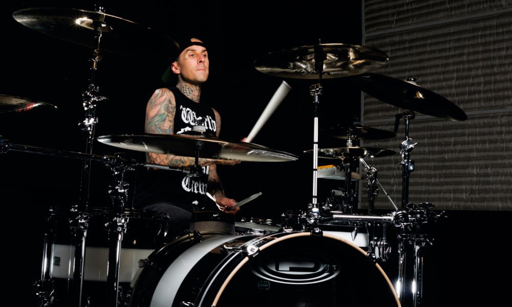 Happy birthday to  Travis Barker who turns 42 today!   