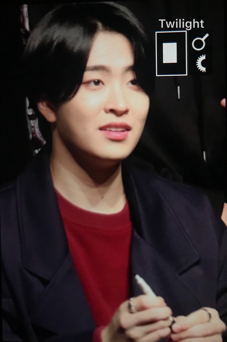 Twilight_yj's tweet photo. [PRE］
171114
서초 팬싸 

@GOTYJ_Ars_Vita 
#영재 #YOUNGJAE #갓세븐 #GOT7 #YouAre https://t.co/6VyoxLGvUF