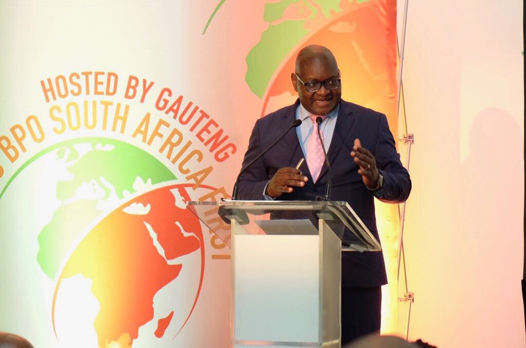 PHApottershand's tweet photo. The honorable premier of Gauteng, David Makhura, addressing the analysts and guests at the Gauteng Analyst event right now @Bpesagp #SA_BPO https://t.co/hXrhwlC5fH