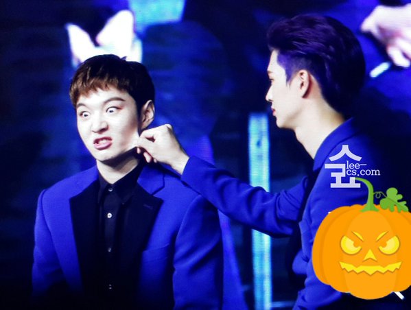 TitaJen26's tweet photo. @1theK Sungjae's favorite hobby aside from fishing is poking/squishing Changsub's face ๐๐
#ChangJae #ChodingLine #์ฅ์ญ x #์ฑ์ฌ #BTOB https://t.co/dWc4ioukER