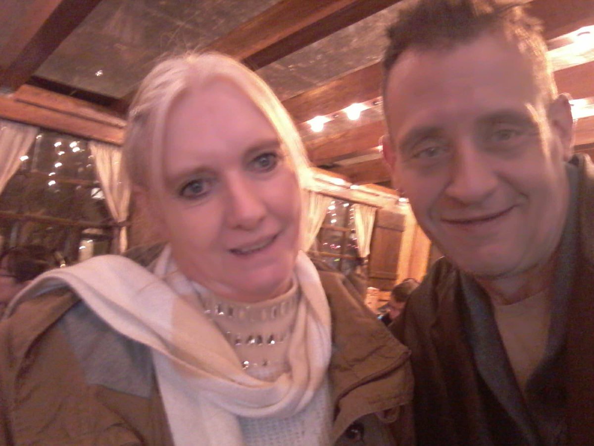 RadfordJune's tweet image. Cheers Frank for a great night