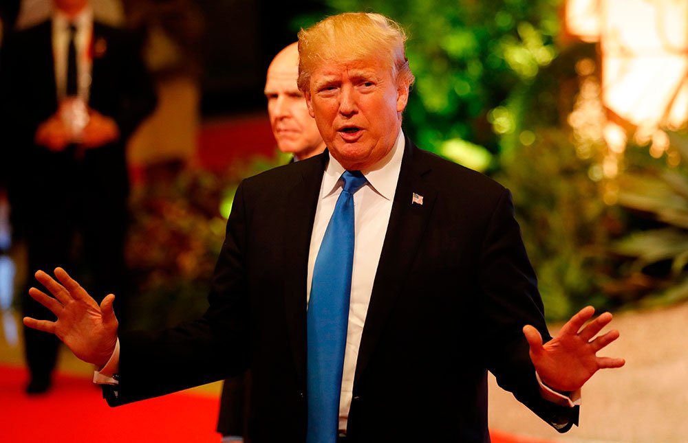 Cronica_ok's tweet photo. 🐶Descubrió a @RealDonaldTrump en la oreja de su perro https://t.co/4t0wvoqkig #GUAU!! #NotaPerrotuda #LaFotoEsGenial #PeroEstásIgual!! #MiráEsoChacal https://t.co/9Gych759LZ