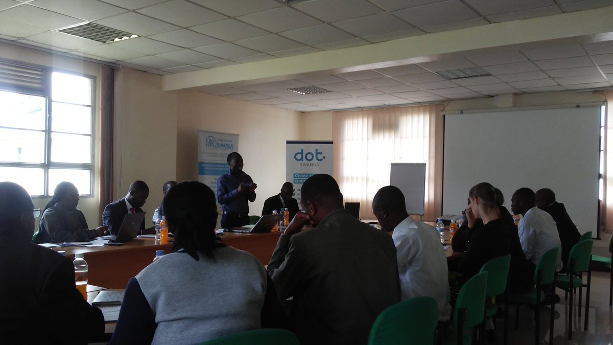 Eugene from Giz <a href="/YouMatchGlobal/">YouMatch</a> is presenting YouMatch project to workshop participants <a href="/UR_CAVM/">UR-CAFF</a> <a href="/DOTRwanda/">DOT Rwanda</a> #DOTYouth