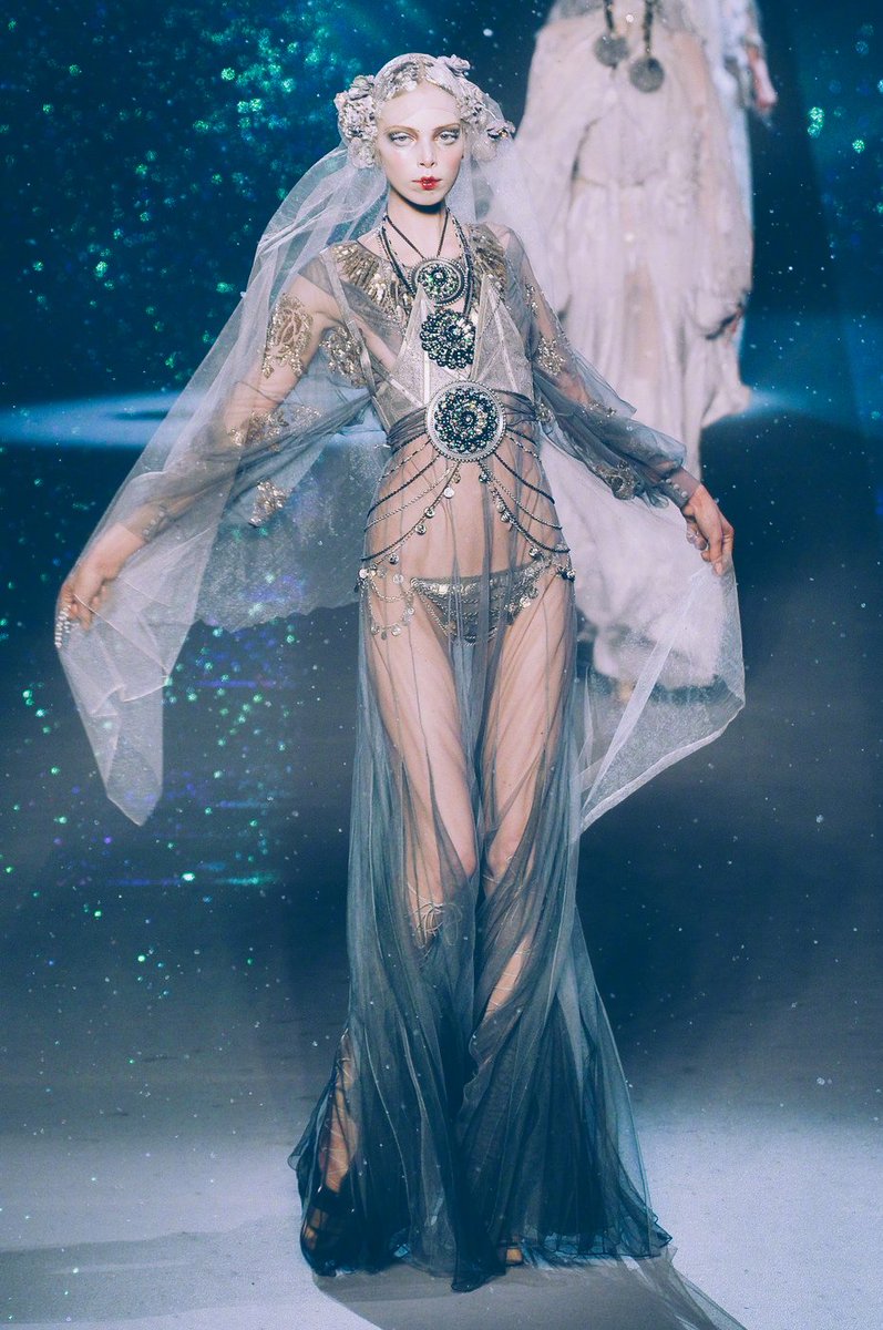 Aesthetic Sharer ZHR tweet media