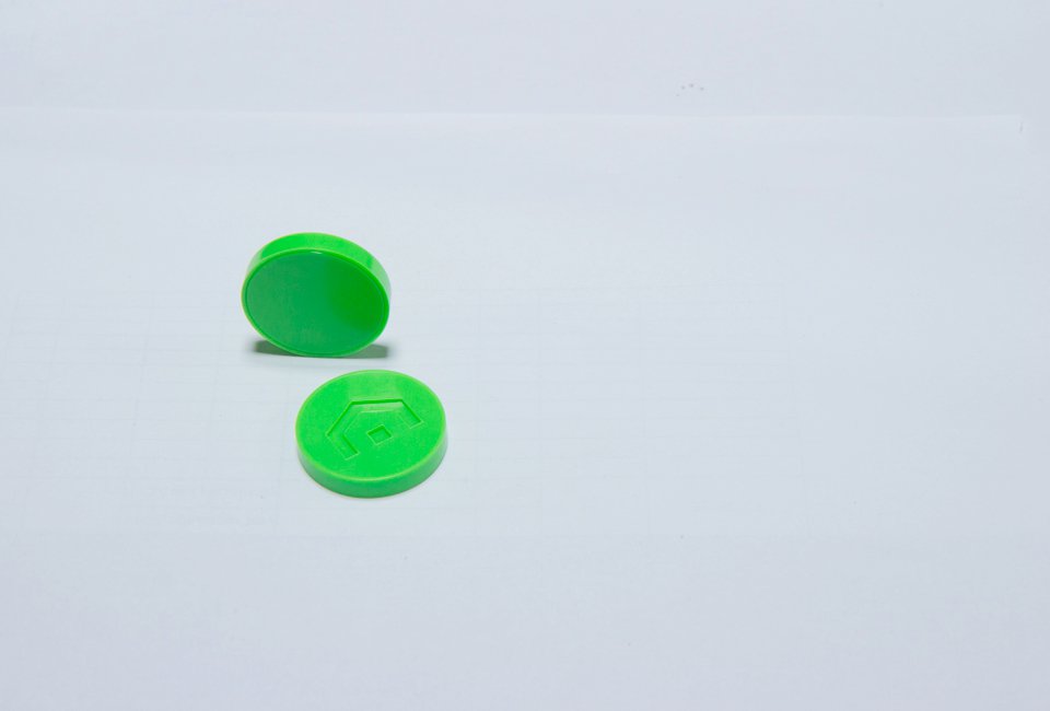 NancyRFID's tweet image. UHF Anti-metal tag , high temperature and long reading distance